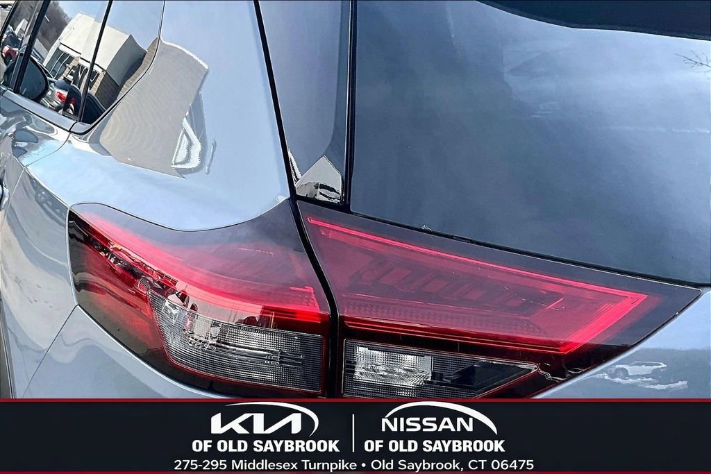 Used 2023 Nissan Rogue SL image 23