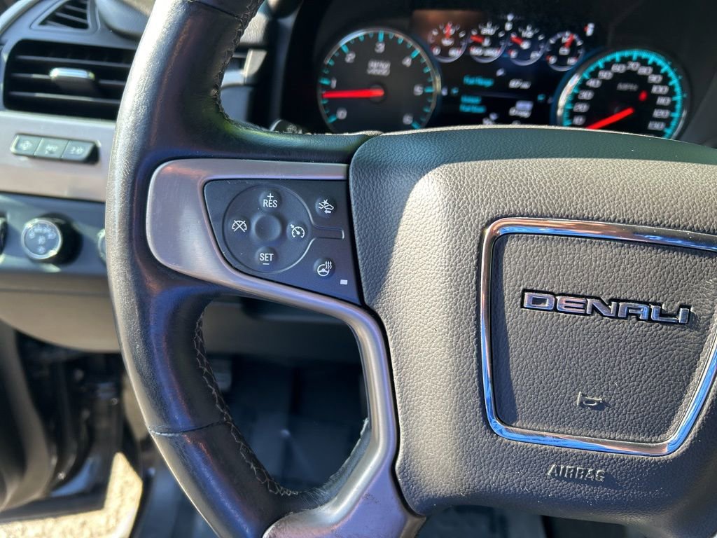 Used 2017 GMC Yukon Denali w/ Open Road Package AWD/4WD image 23