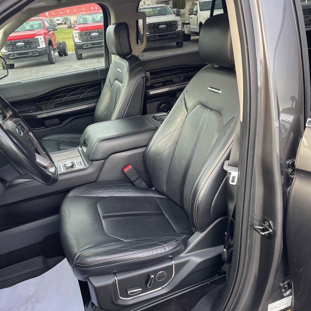 Used 2019 Ford Expedition Max Platinum image 14