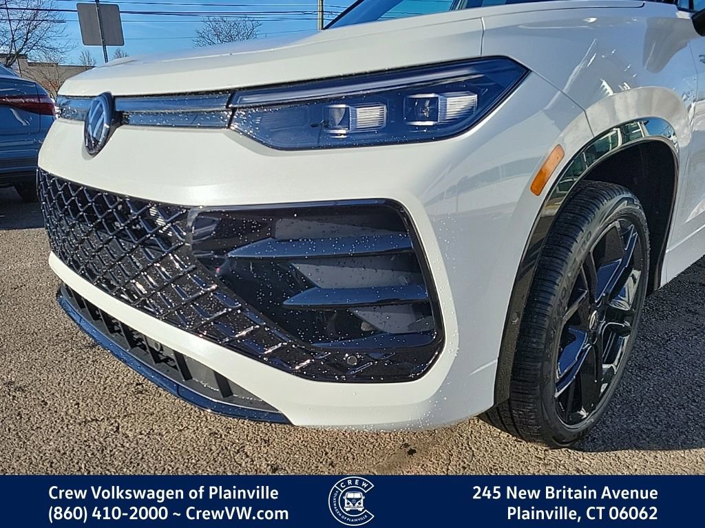 New 2026 Volkswagen Tiguan SE R-Line image 16