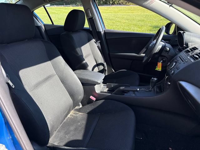 Used 2012 MAZDA MAZDA3 i Touring FWD image 13