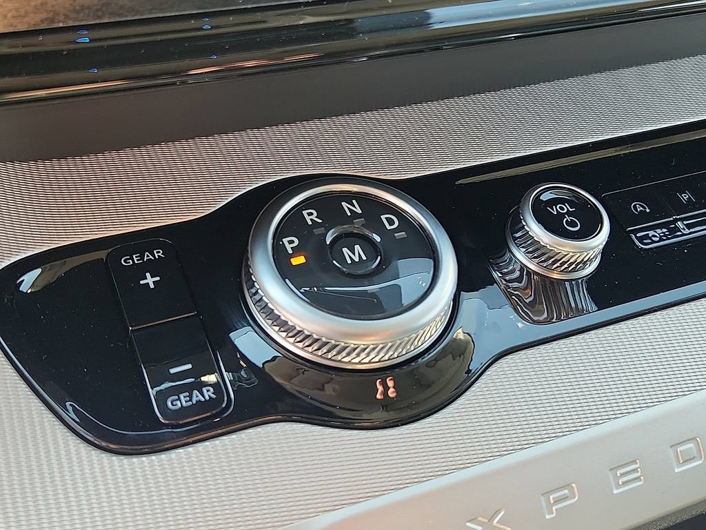 New 2026 Ford Expedition Active AWD/4WD image 7