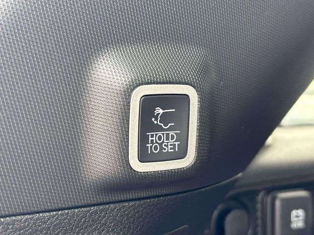 New 2026 Jeep Grand Cherokee Laredo X AWD/4WD image 33
