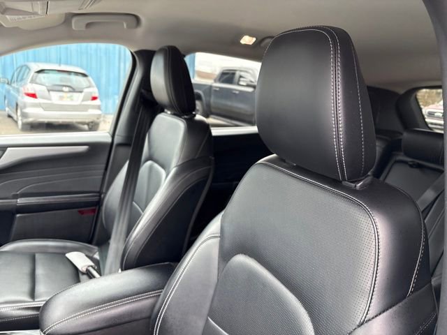 Used 2025 Ford Escape Platinum image 10