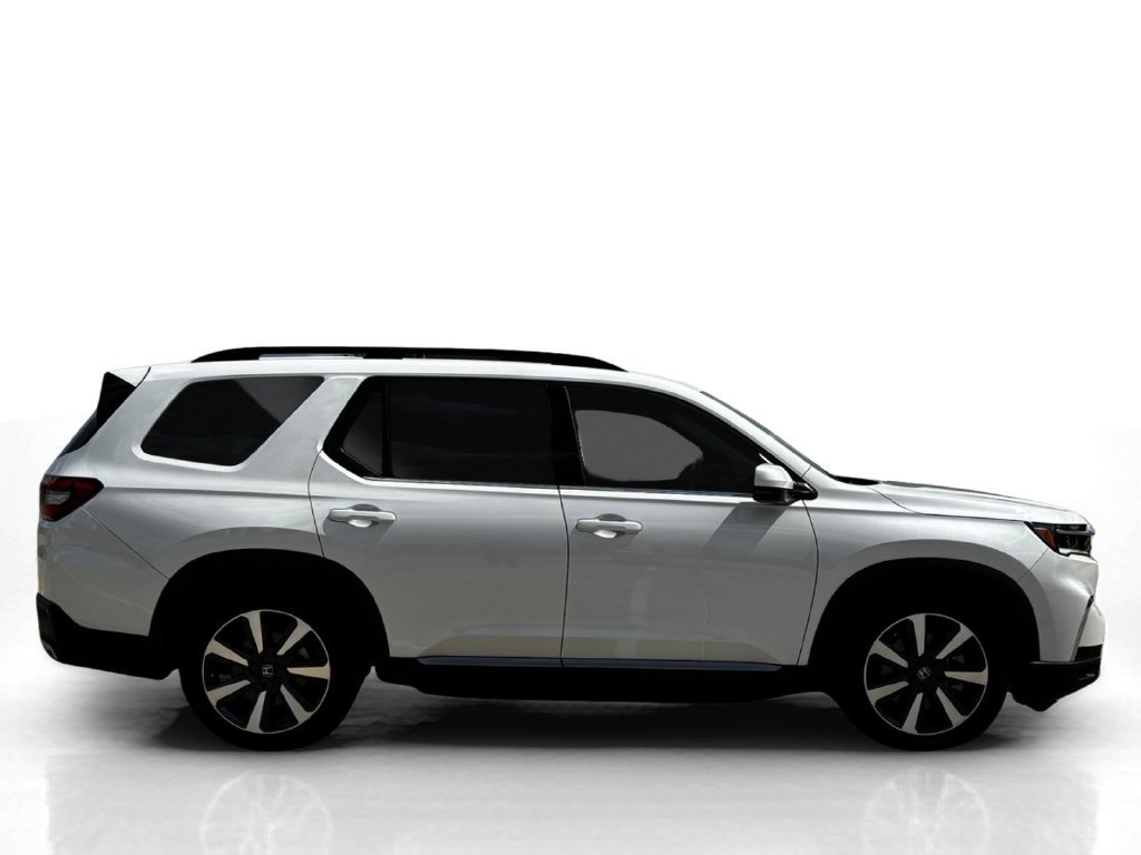 Used 2025 Honda Pilot Touring image 7