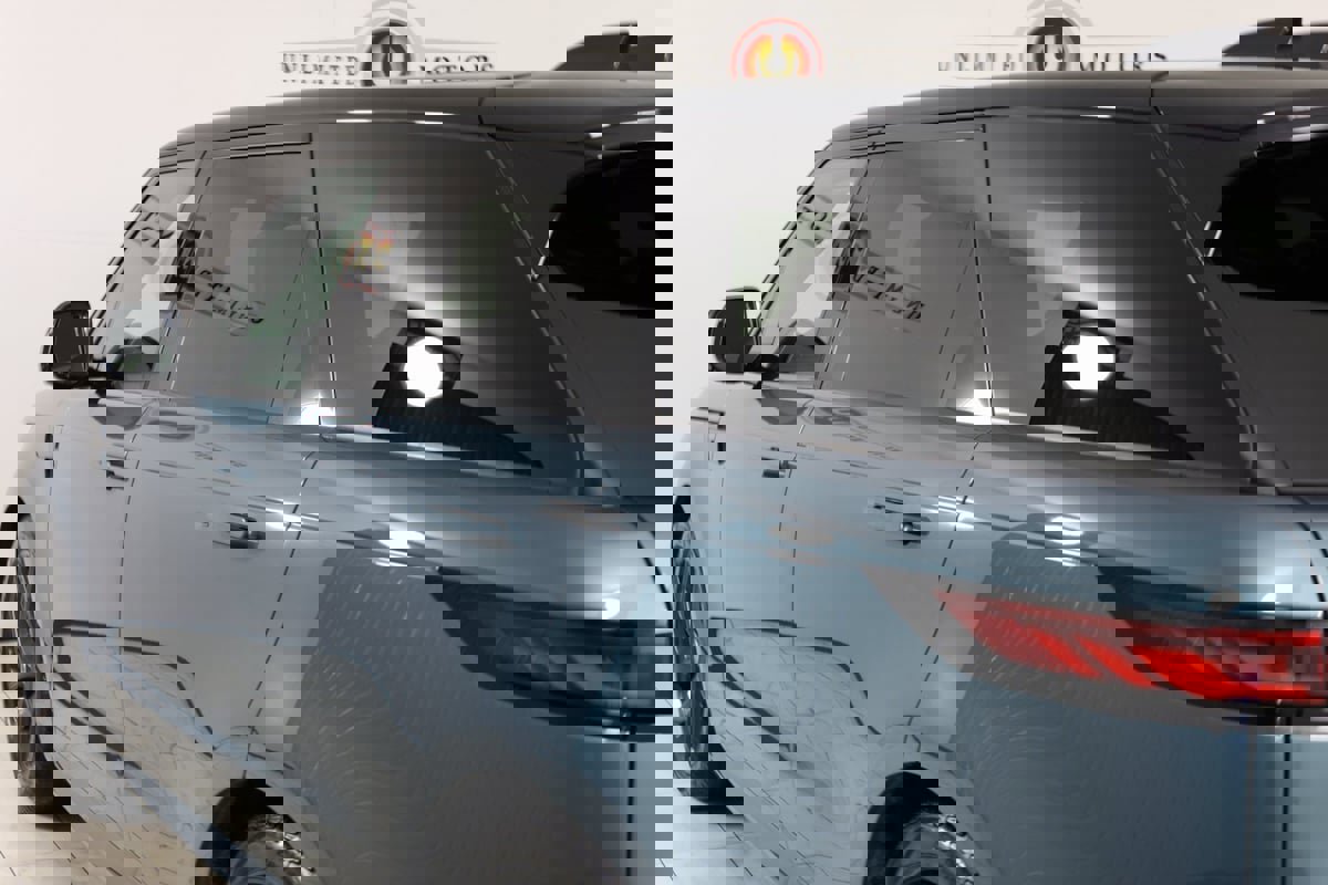 Used 2024 Land Rover Range Rover Sport Dynamic SE image 43