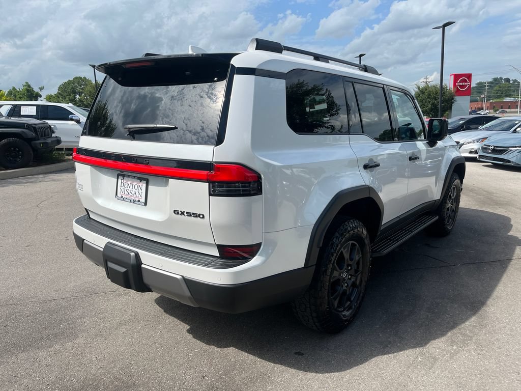 Used 2024 Lexus GX 550 AWD/4WD image 6