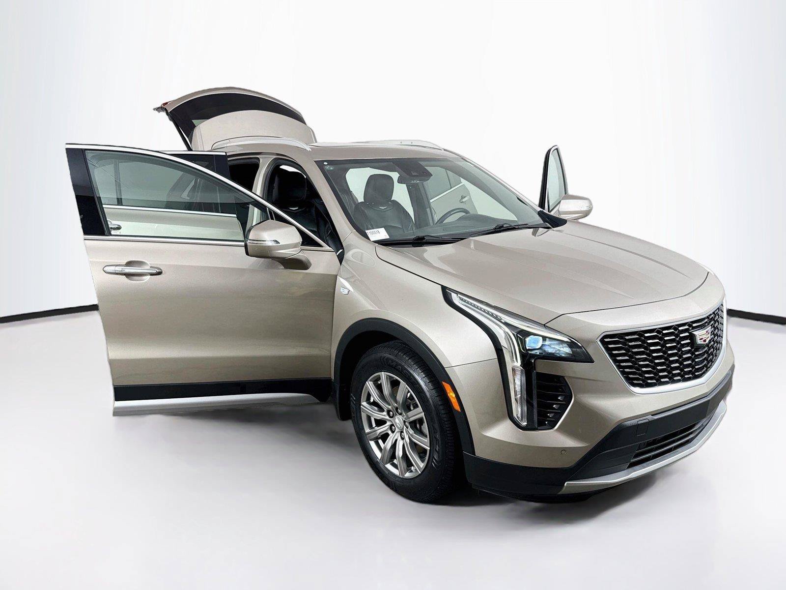 Used 2023 Cadillac XT4 Premium Luxury FWD image 42