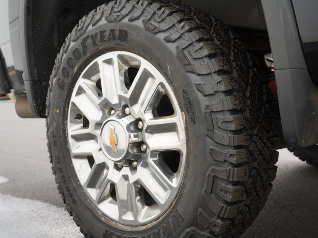 Used 2024 Chevrolet Silverado 3500 High Country w/ High Country Premium Package AWD/4WD image 33