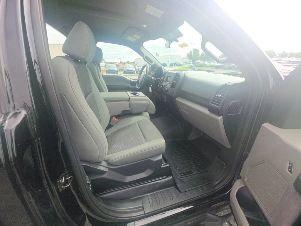 Used 2018 Ford F150 XL w/ Equipment Group 101A Mid AWD/4WD image 26