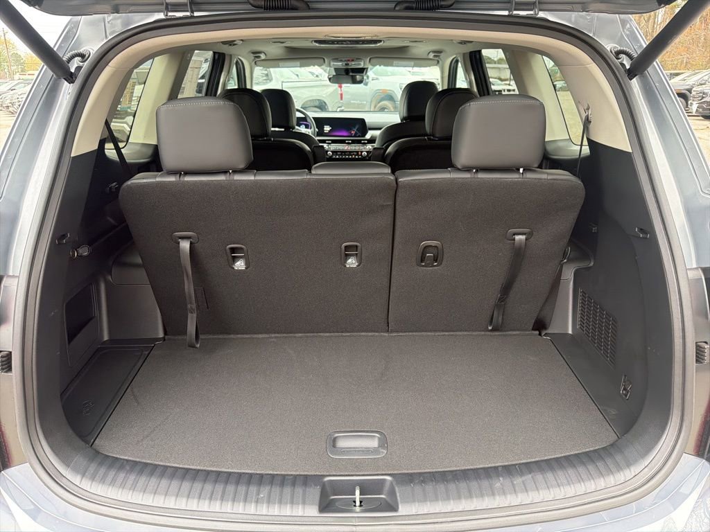 Certified 2025 Kia Telluride S image 28