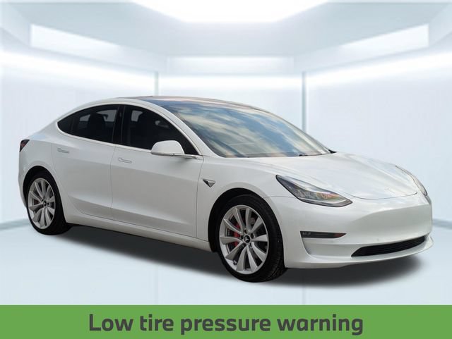 Used 2018 Tesla Model 3 Long Range AWD/4WD image 11