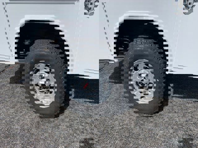 New 2025 GMC Sierra 2500 Pro w/ Convenience Package image 6