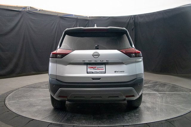 Used 2022 Nissan Rogue SV image 11