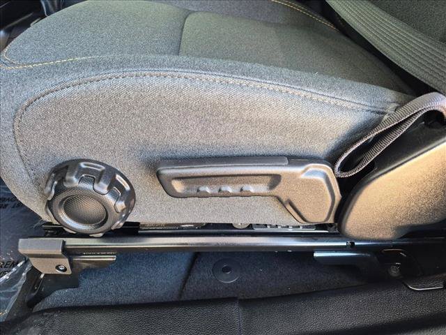 Used 2025 Jeep Wrangler Sport AWD/4WD image 18