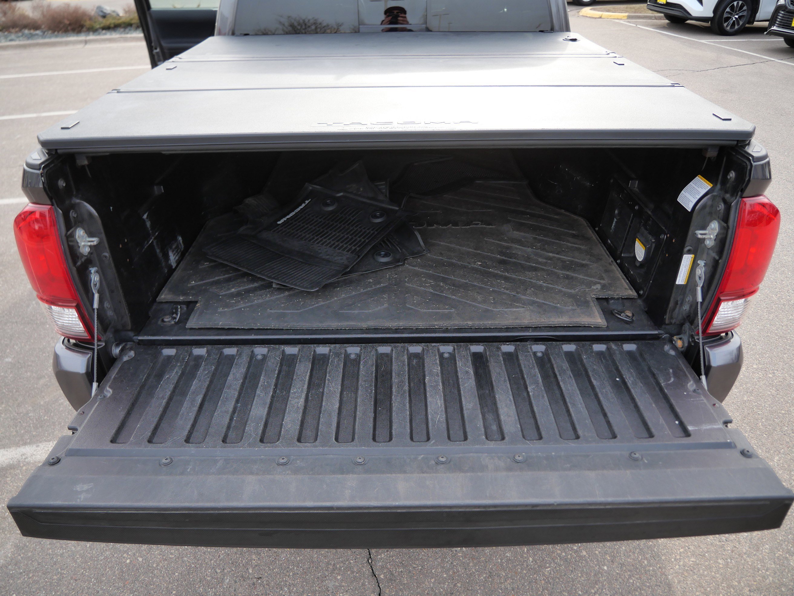 Certified 2019 Toyota Tacoma TRD Sport image 19