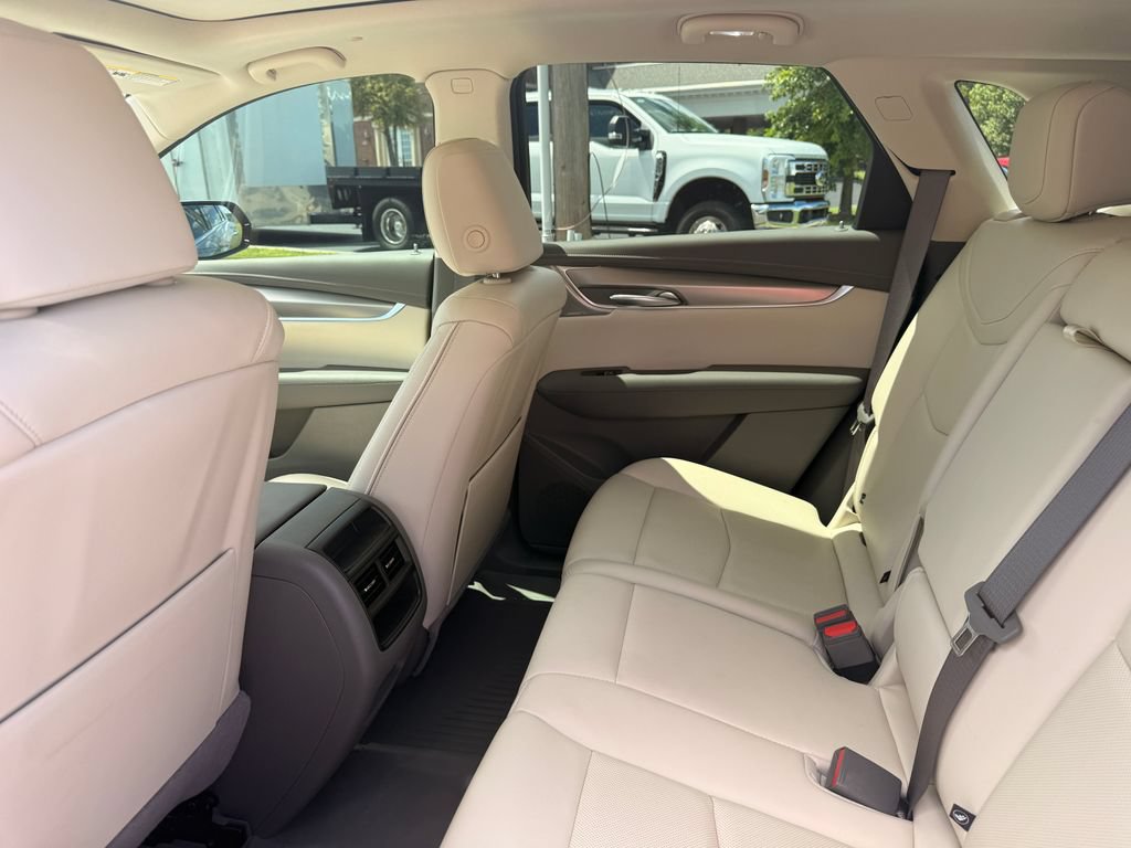 Certified 2026 Cadillac XT5 Premium Luxury FWD image 18