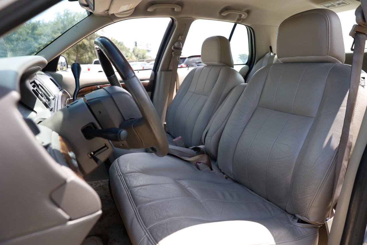 Used 2009 Mercury Grand Marquis LS RWD image 6