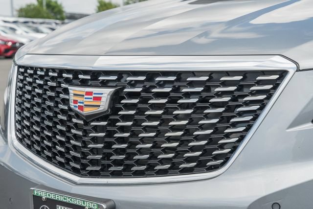 Used 2025 Cadillac XT5 Luxury FWD image 12