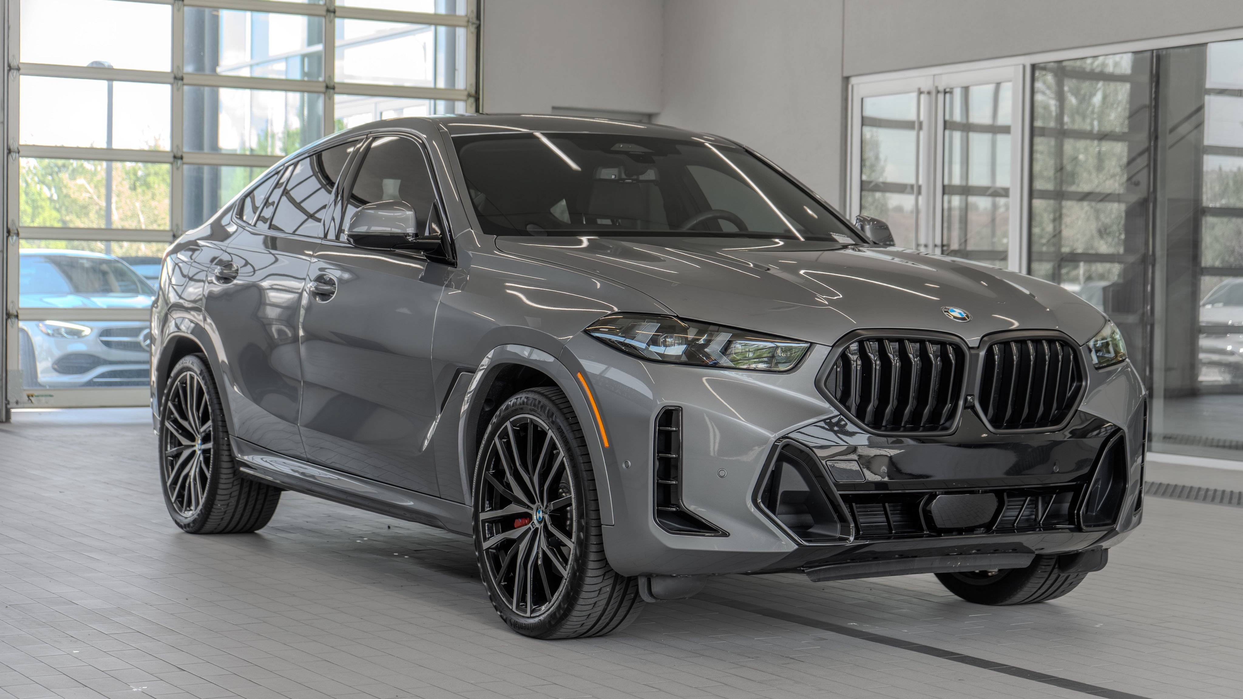 Used 2027 BMW X6 xDrive40i w/ Climate Comfort Package AWD/4WD image 21