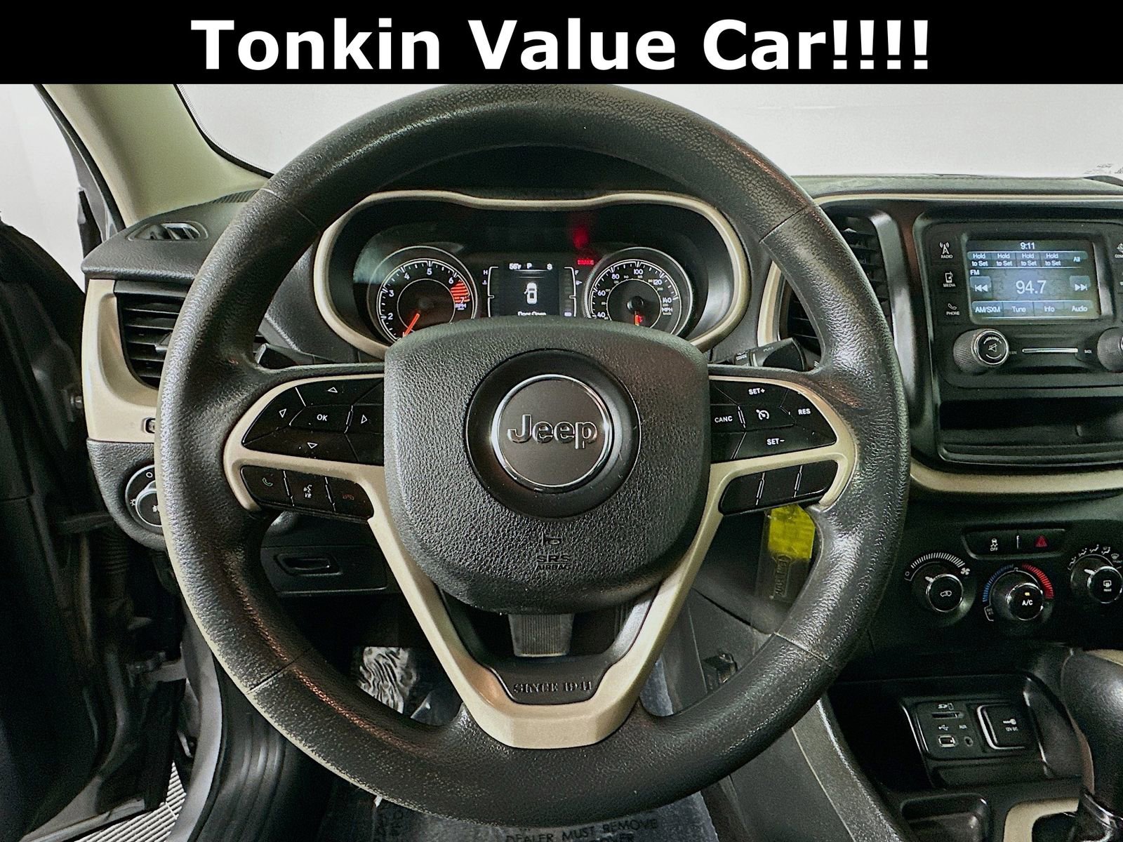 Used 2018 Jeep Cherokee Latitude image 12