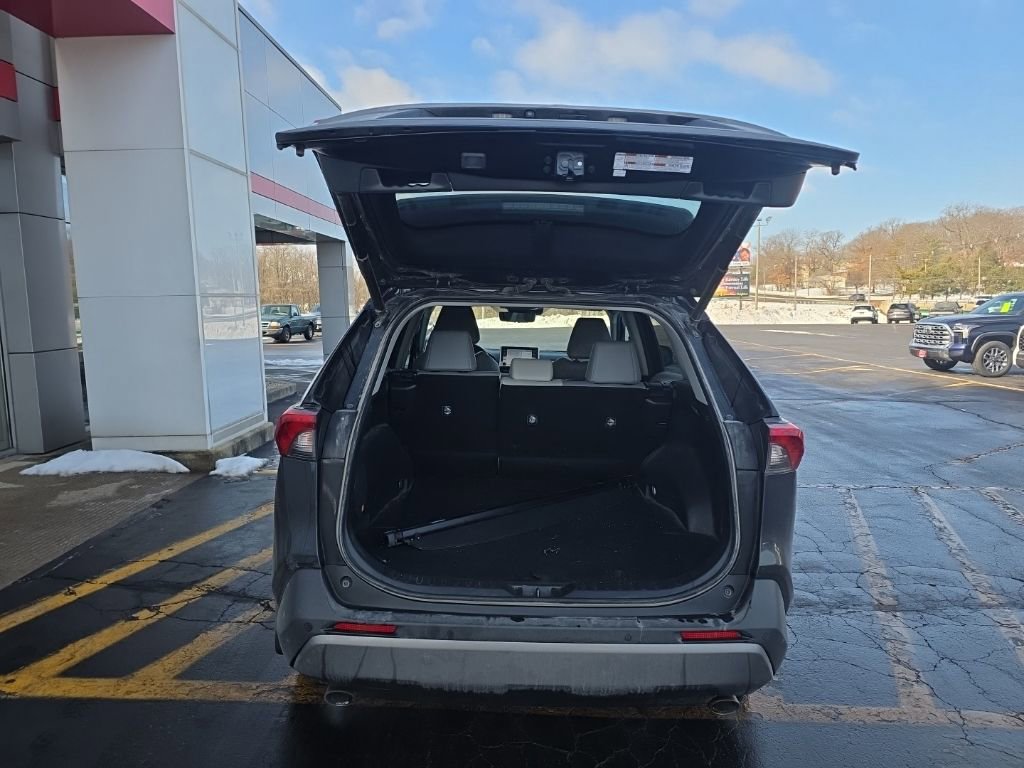 Used 2020 Toyota RAV4 Limited w/ Limited Grade Weather Package image 6