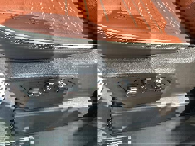 New 2025 GMC Sierra 2500 Denali Ultimate w/ Snow Plow Prep/Camper Package image 22