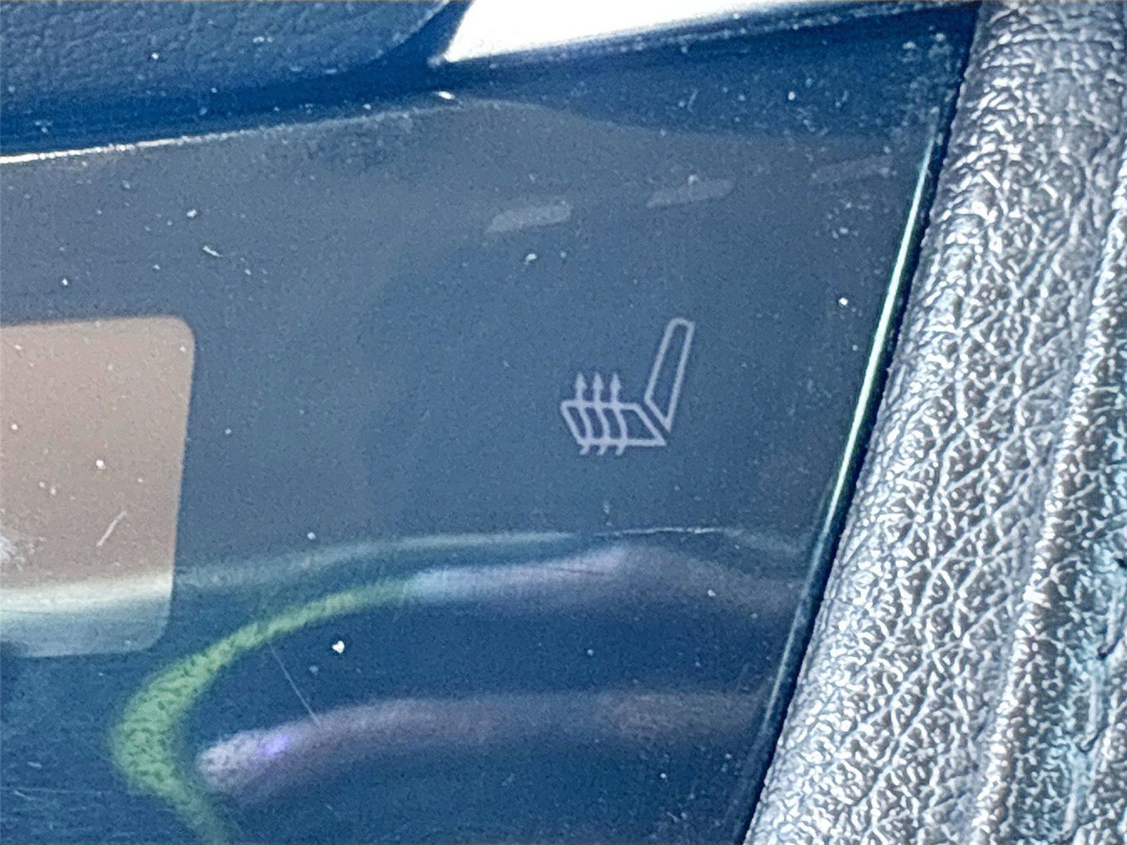 Used 2017 Cadillac XT5 Luxury w/ Driver Awareness Package image 23