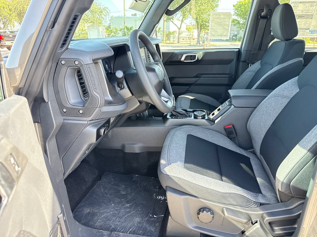 New 2026 Ford Bronco 4-Door AWD/4WD image 18