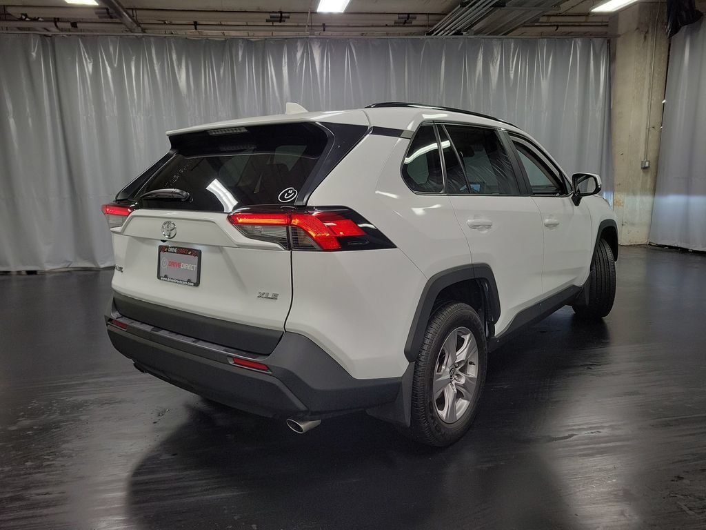 Used 2025 Toyota RAV4 XLE w/ Convenience Package FWD image 8