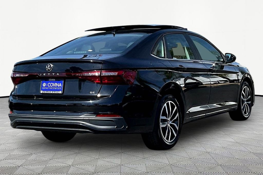New 2026 Volkswagen Jetta SE image 6