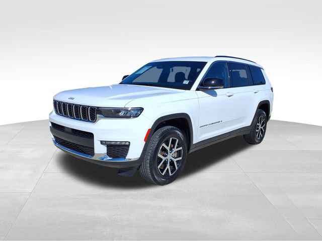 Used 2025 Jeep Grand Cherokee L Limited AWD/4WD image 4
