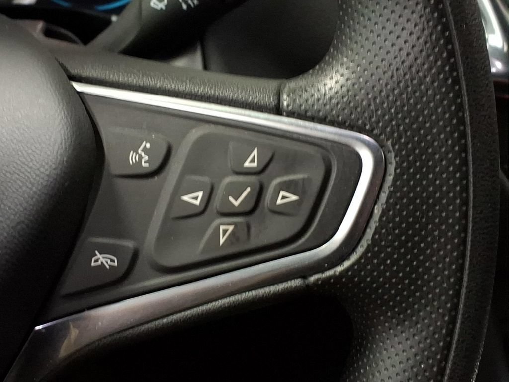 Used 2022 Chevrolet Equinox LT FWD image 19