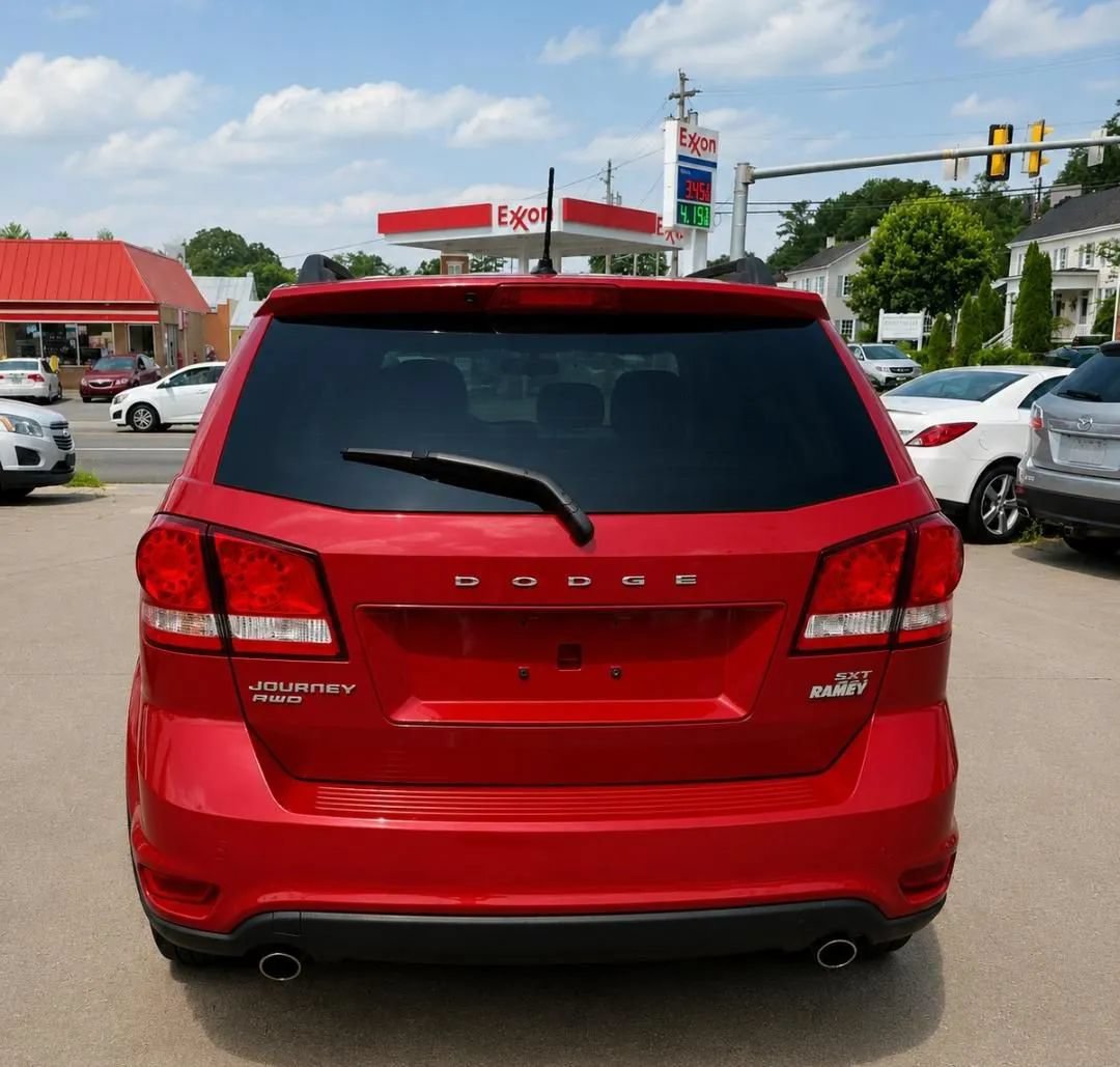 Used 2012 Dodge Journey SXT w/ Popular Equipment Group AWD/4WD image 5
