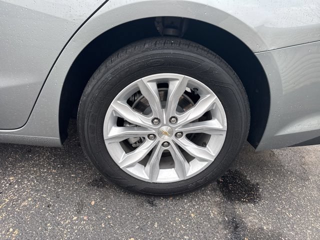 Used 2025 Chevrolet Malibu LT FWD image 23