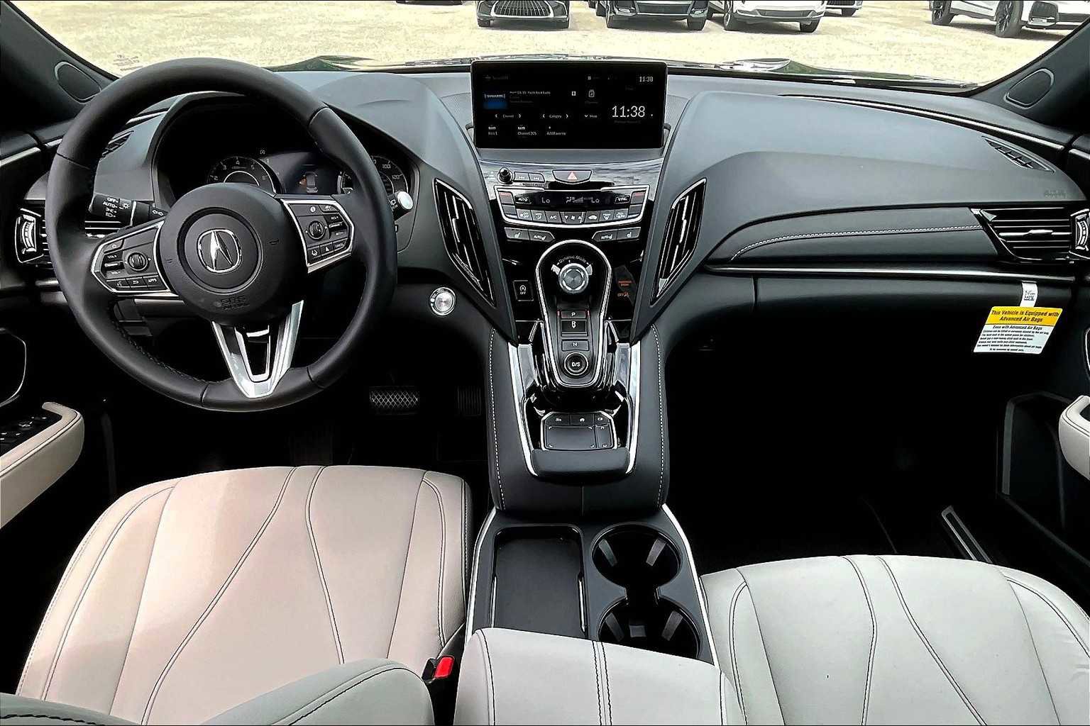 Certified 2025 Acura RDX SH-AWD image 5