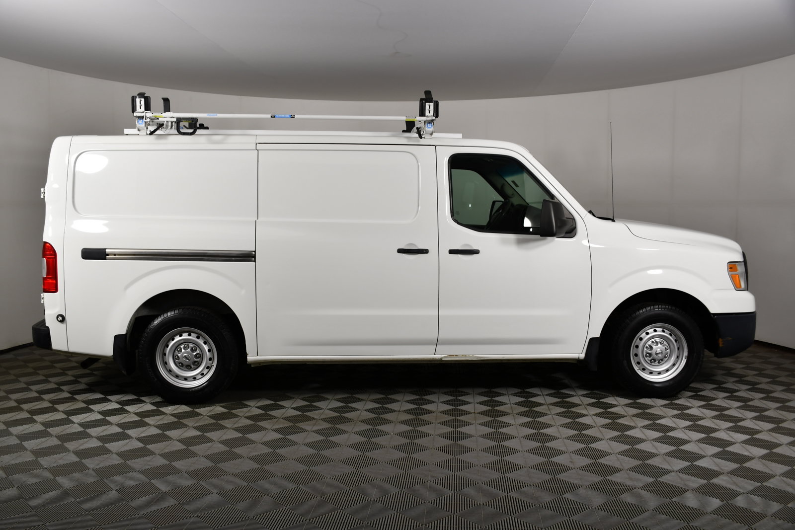 Used 2018 Nissan NV 1500 S RWD image 5