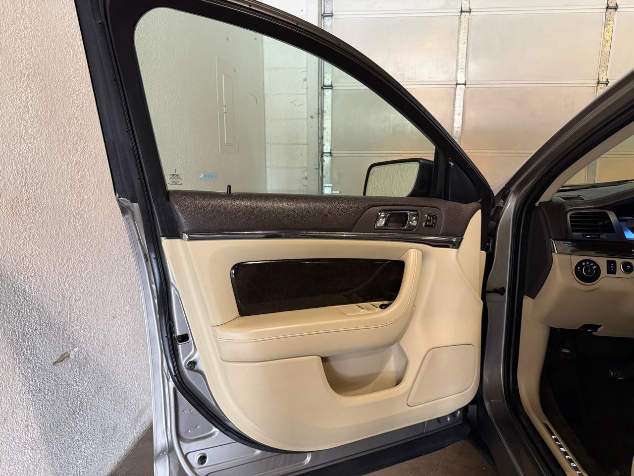 Used 2016 Lincoln MKS AWD w/ Equipment Group 201A image 9