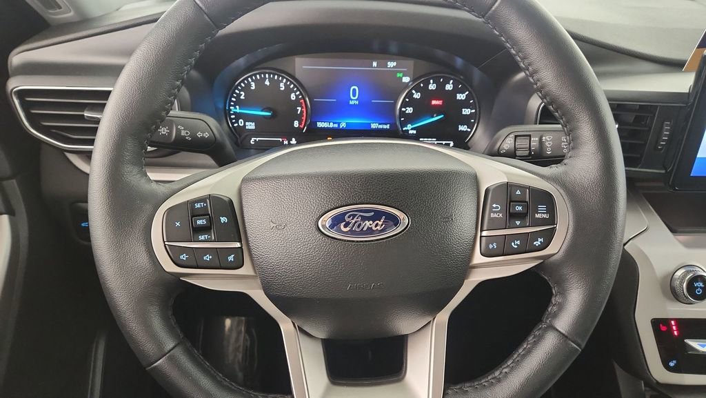 Used 2024 Ford Explorer XLT w/ Equipment Group 202A AWD/4WD image 12