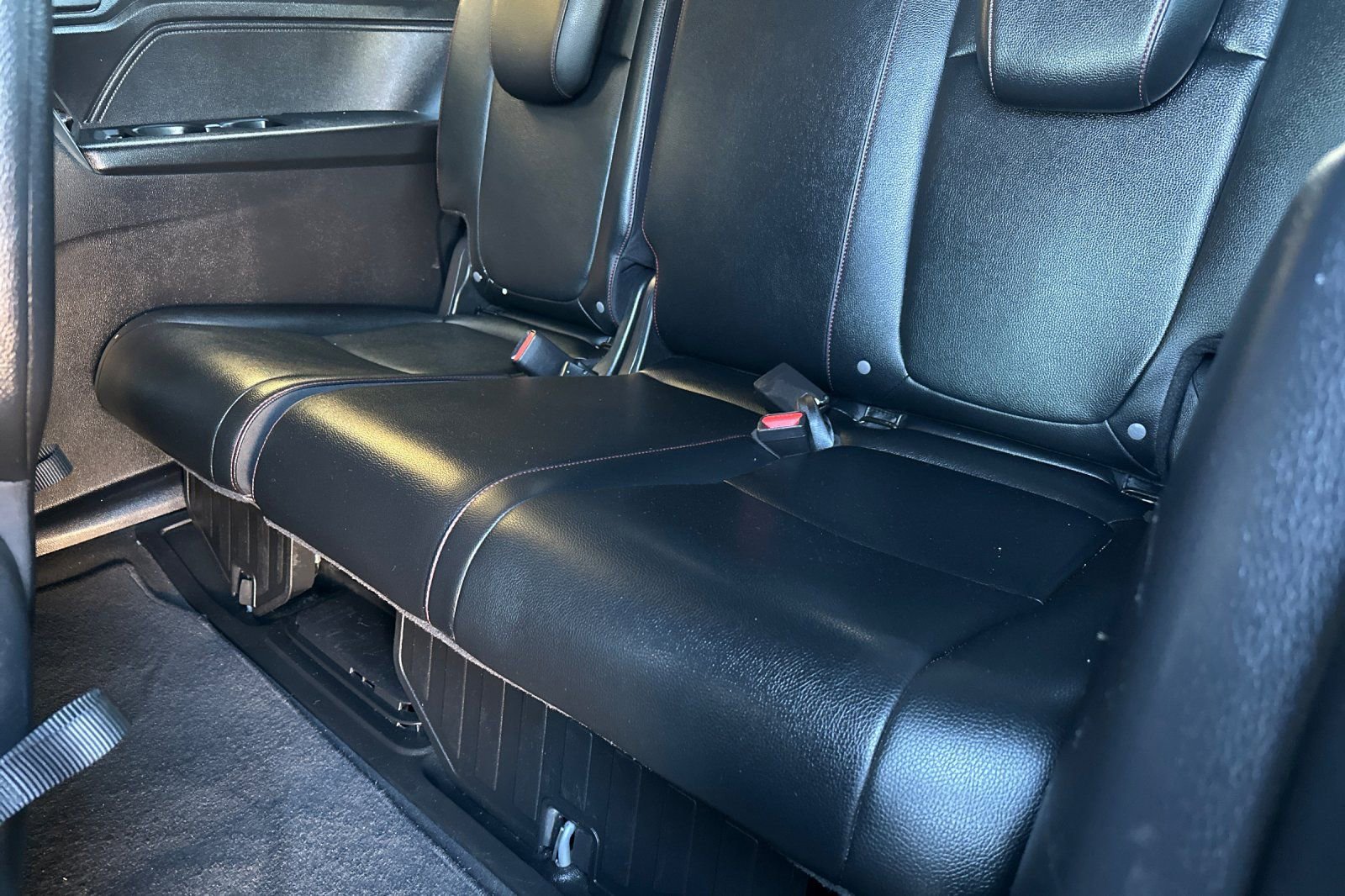 Used 2025 Honda Odyssey Sport-L image 19