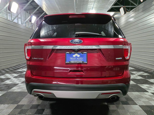 Used 2017 Ford Explorer Limited w/ Equipment Group 301A AWD/4WD image 6