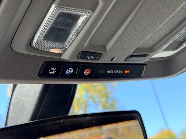 Used 2021 Chevrolet Silverado 1500 Custom AWD/4WD image 16
