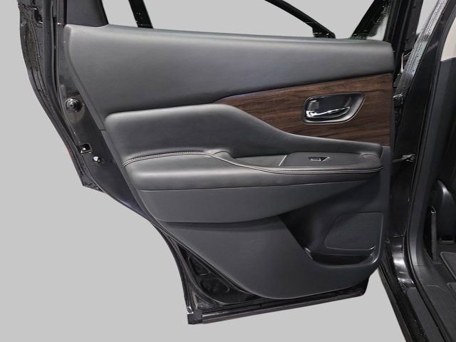 Used 2019 Nissan Murano Platinum image 17