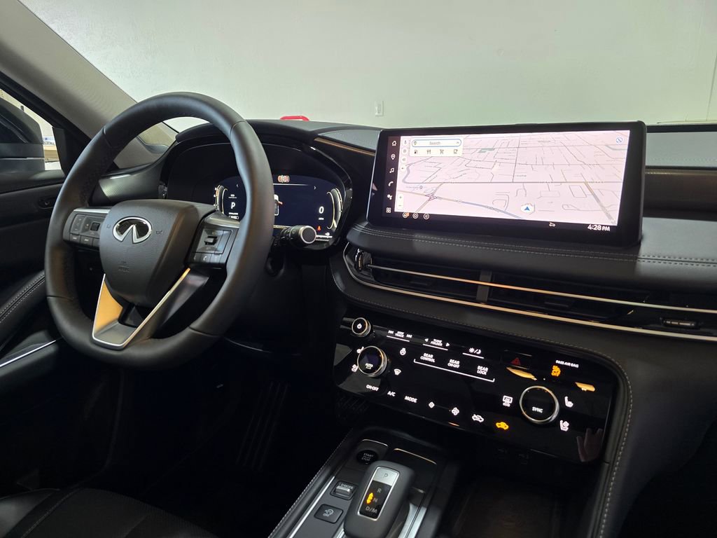 New 2026 INFINITI QX60 Luxe image 30