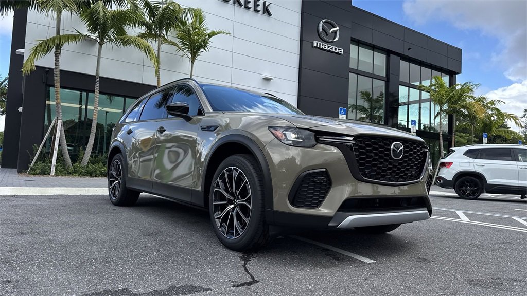 New 2025 MAZDA CX-70 Plug-In Hybrid w/ Premium Pkg image 31