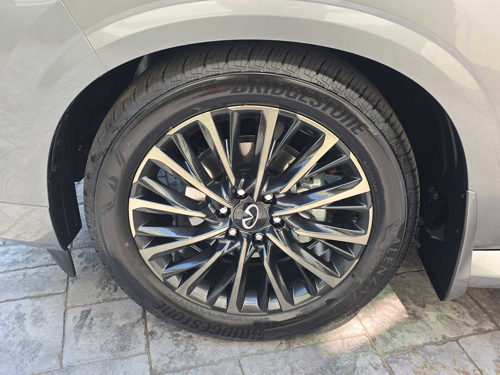 New 2026 INFINITI QX80 Autograph w/ Premium Cargo Package image 8