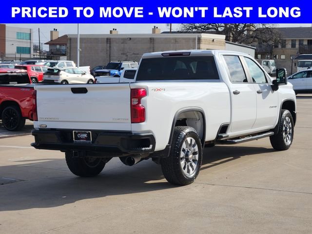 Used 2025 Chevrolet Silverado 2500 Custom w/ Custom Value Package AWD/4WD video 3