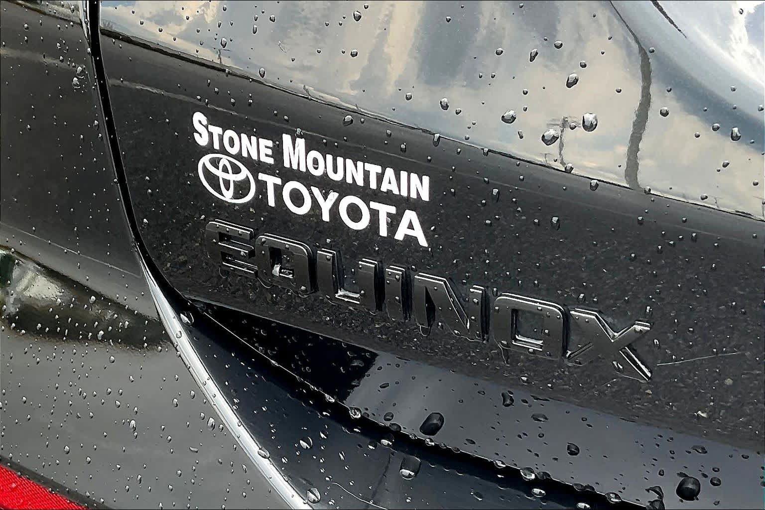 Used 2024 Chevrolet Equinox RS FWD image 19