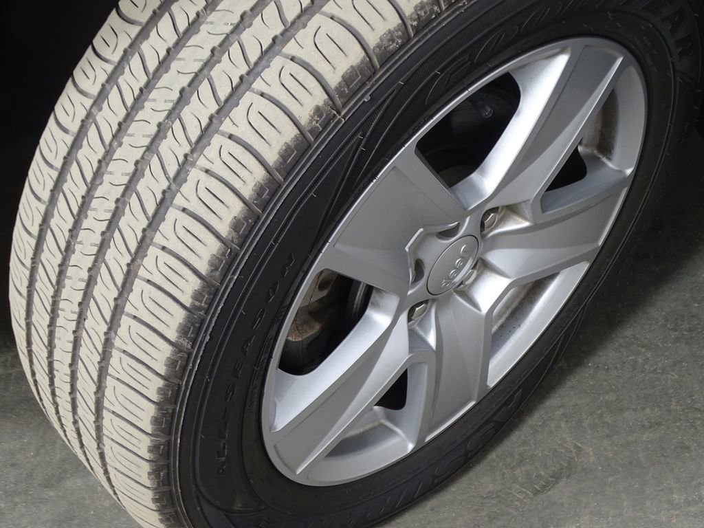 Used 2022 Jeep Compass Latitude w/ Convenience Group image 40