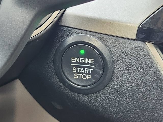 Used 2020 Ford Escape SE FWD image 21